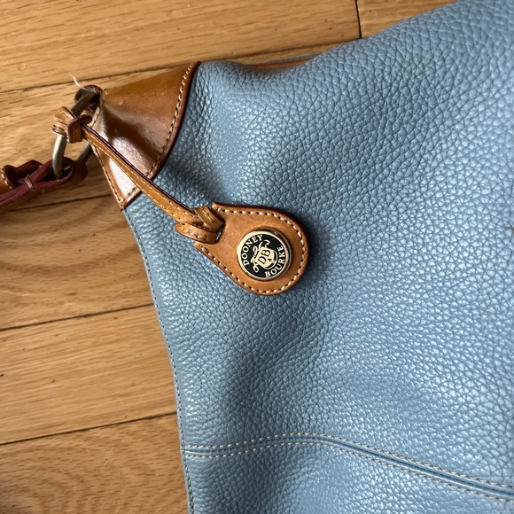 Dooney & Bourke handbag - Picture 4 of 8